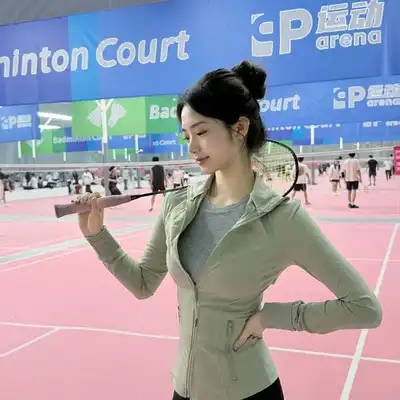 廖英
